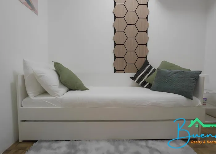 2 Bedroom In Quezon Near Ateneo - David *